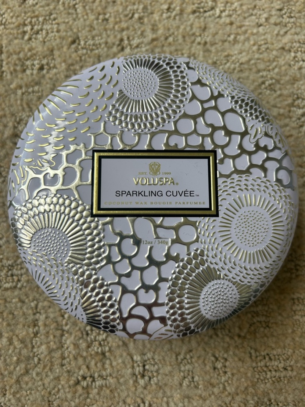 Voluspa Sparkling Cuvée Tin Candle — White & Gold Accents